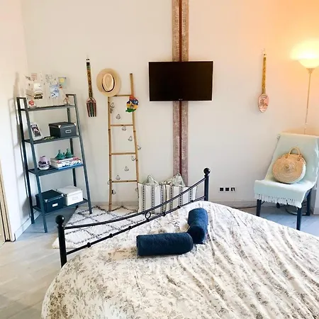 Homestay szállás Privee Avec Salle De Bain Dans Bel Vue Mer Le Cannet